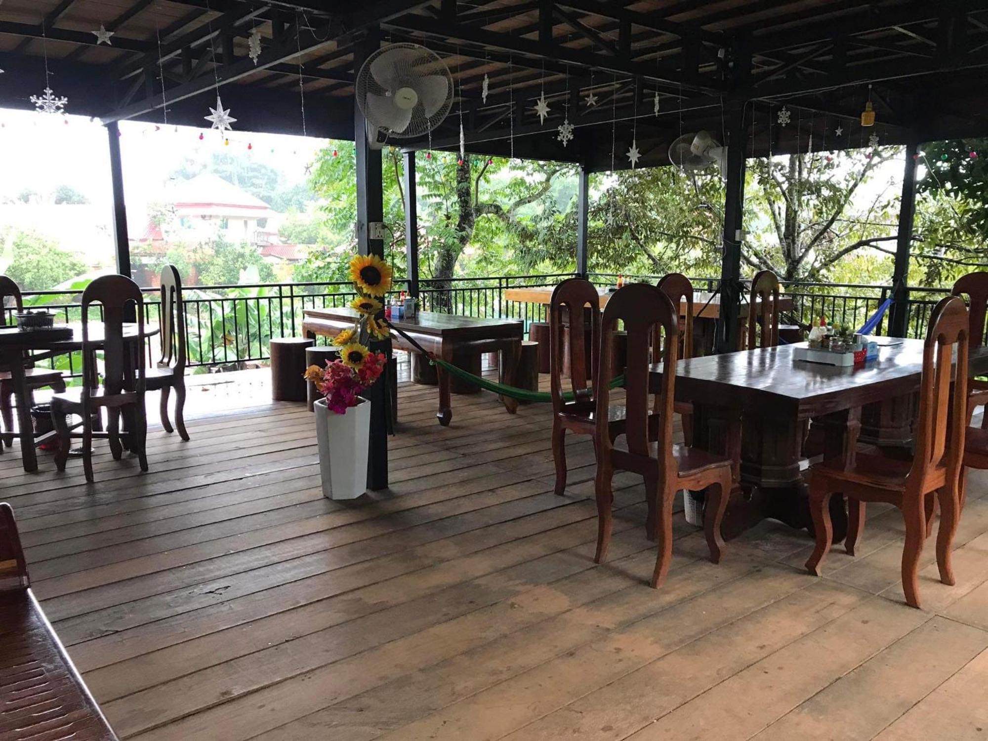Manel Guesthouse And Restaurant Sen Monorom Exterior photo
